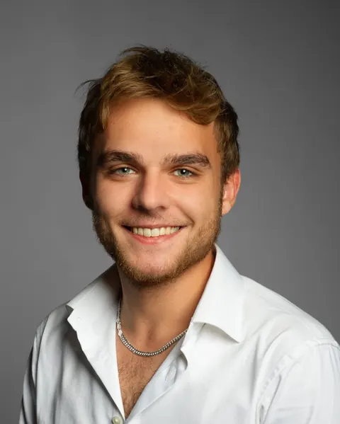 Porträt von Jonas Dworzak